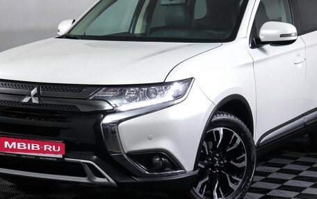 Mitsubishi Outlander III рестайлинг 3, 2021 год, 2 898 000 рублей, 25 фотография