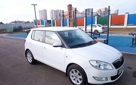 Skoda Fabia II, 2011 год, 1 000 000 рублей, 32 фотография