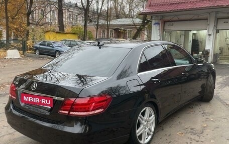 Mercedes-Benz E-Класс, 2013 год, 1 930 000 рублей, 13 фотография