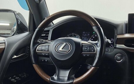 Lexus LX III, 2018 год, 7 749 000 рублей, 18 фотография