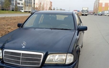 Mercedes-Benz C-Класс, 1997 год, 400 000 рублей, 3 фотография