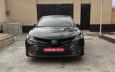 Toyota Camry, 2018 год, 3 070 000 рублей, 1 фотография