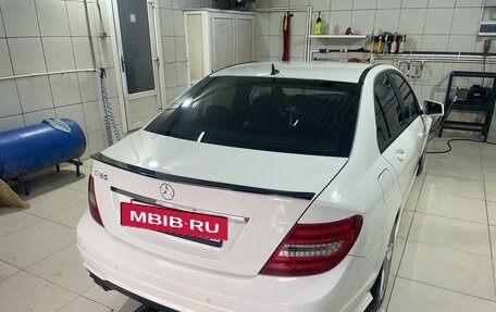 Mercedes-Benz C-Класс, 2011 год, 1 850 000 рублей, 3 фотография