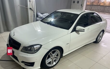 Mercedes-Benz C-Класс, 2011 год, 1 850 000 рублей, 2 фотография