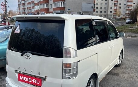 Toyota Voxy II, 2001 год, 550 000 рублей, 6 фотография