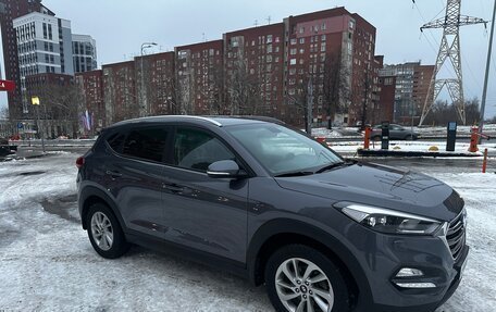 Hyundai Tucson III, 2016 год, 1 800 000 рублей, 3 фотография