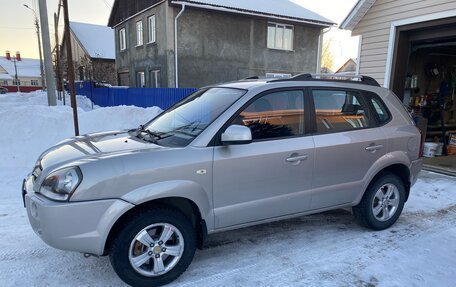 Hyundai Tucson III, 2008 год, 1 050 000 рублей, 4 фотография