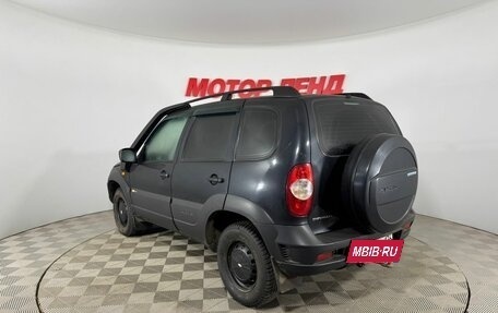 Chevrolet Niva I рестайлинг, 2017 год, 909 000 рублей, 7 фотография