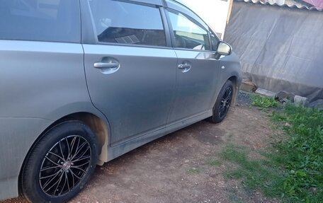 Toyota Wish II, 2010 год, 1 650 000 рублей, 2 фотография