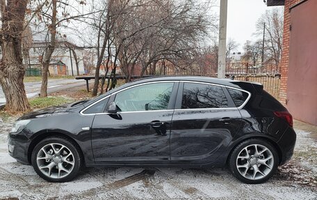 Opel Astra J, 2010 год, 798 000 рублей, 4 фотография