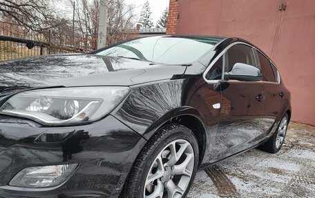 Opel Astra J, 2010 год, 798 000 рублей, 3 фотография