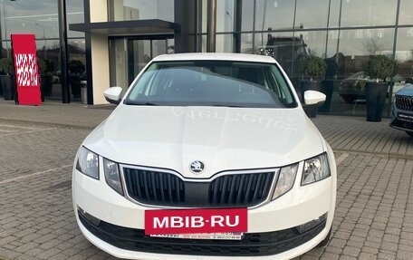 Skoda Octavia, 2020 год, 1 850 000 рублей, 2 фотография