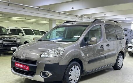 Peugeot Partner II рестайлинг 2, 2013 год, 855 000 рублей, 1 фотография