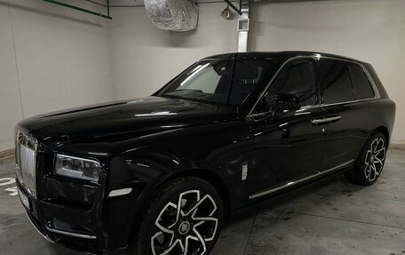 Rolls-Royce Cullinan, 2019 год, 39 000 000 рублей, 5 фотография