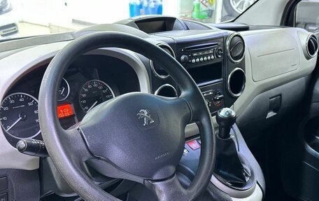 Peugeot Partner II рестайлинг 2, 2013 год, 855 000 рублей, 9 фотография