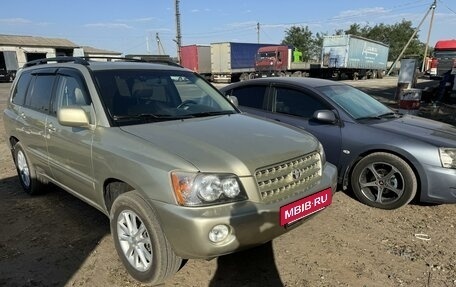 Toyota Highlander III, 2003 год, 1 200 000 рублей, 2 фотография