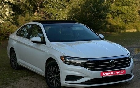 Volkswagen Jetta VII, 2019 год, 2 100 000 рублей, 2 фотография