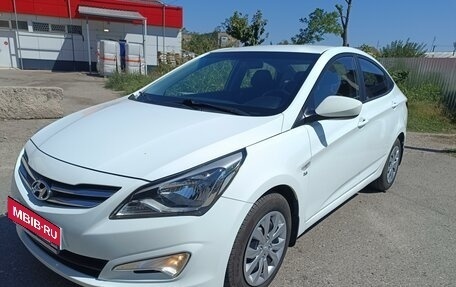 Hyundai Solaris II рестайлинг, 2015 год, 1 325 000 рублей, 11 фотография