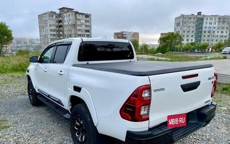 Toyota Hilux VIII, 2022 год, 5 100 000 рублей, 6 фотография