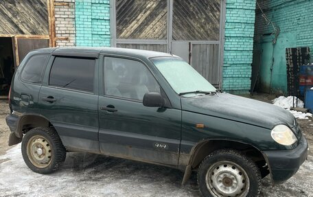 Chevrolet Niva I рестайлинг, 2004 год, 300 000 рублей, 3 фотография