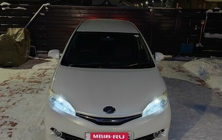 Toyota Wish II, 2015 год, 1 550 000 рублей, 3 фотография