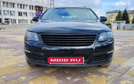 Volkswagen Passat B6, 2007 год, 790 000 рублей, 2 фотография