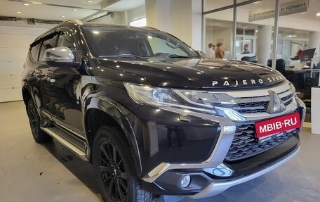 Mitsubishi Pajero Sport III рестайлинг, 2019 год, 3 059 000 рублей, 3 фотография