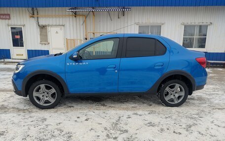 Renault Logan II, 2019 год, 1 099 000 рублей, 4 фотография