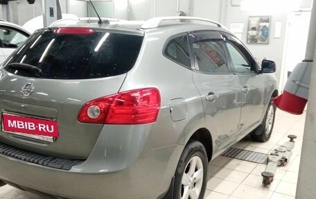 Nissan Rogue I, 2008 год, 940 000 рублей, 3 фотография