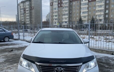 Toyota Camry, 2013 год, 1 670 000 рублей, 6 фотография