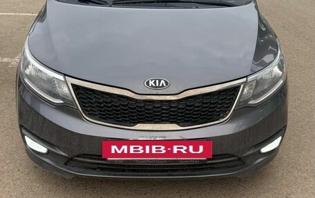 KIA Rio III рестайлинг, 2015 год, 1 090 000 рублей, 2 фотография