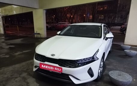 KIA K5, 2021 год, 2 400 000 рублей, 8 фотография