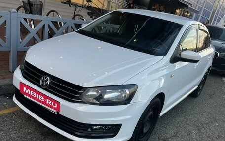 Volkswagen Polo VI (EU Market), 2015 год, 870 000 рублей, 3 фотография