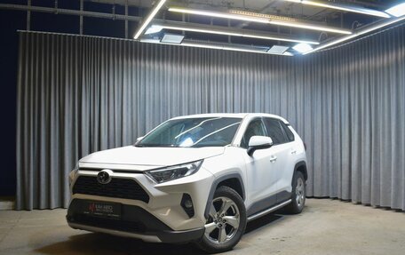 Toyota RAV4, 2020 год, 3 598 000 рублей, 1 фотография