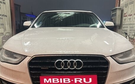 Audi A4, 2012 год, 1 310 000 рублей, 8 фотография