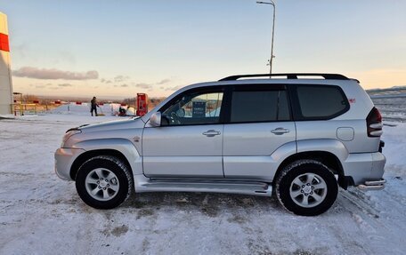 Toyota Land Cruiser Prado 120 рестайлинг, 2003 год, 1 800 000 рублей, 3 фотография