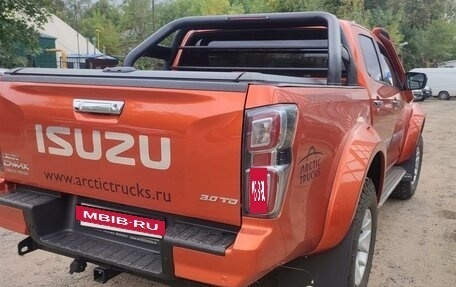 Isuzu D-Max, 2022 год, 7 000 000 рублей, 13 фотография