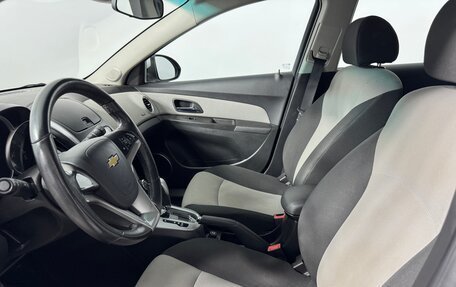 Chevrolet Cruze II, 2013 год, 940 000 рублей, 10 фотография