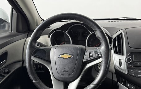 Chevrolet Cruze II, 2013 год, 940 000 рублей, 13 фотография