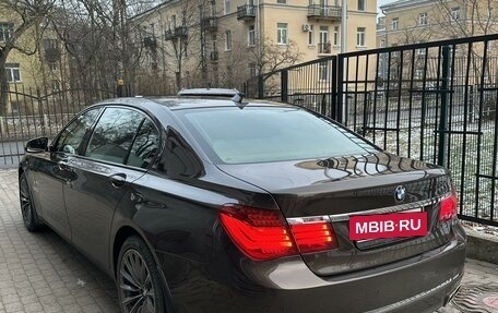 BMW 7 серия, 2014 год, 2 950 000 рублей, 3 фотография