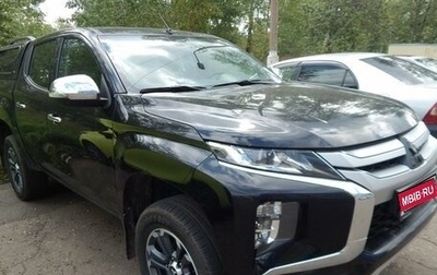 Mitsubishi L200 IV рестайлинг, 2019 год, 2 370 000 рублей, 1 фотография