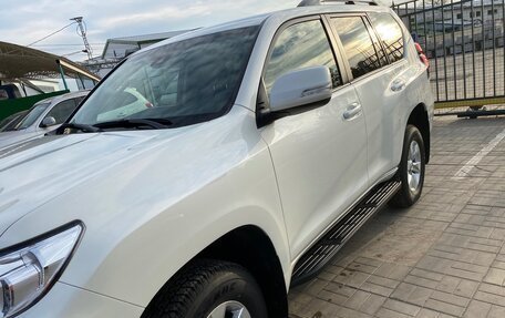 Toyota Land Cruiser Prado 150 рестайлинг 2, 2023 год, 9 500 000 рублей, 19 фотография