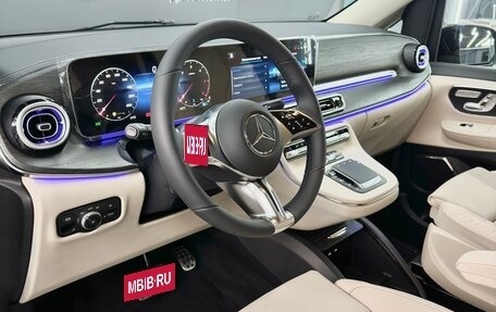 Mercedes-Benz V-Класс, 2024 год, 17 700 000 рублей, 34 фотография