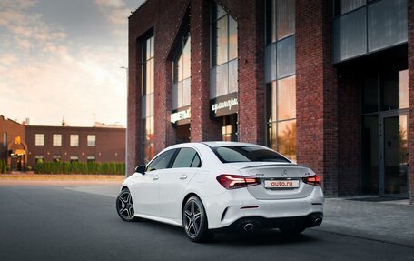 Mercedes-Benz A-Класс AMG, 2021 год, 5 300 000 рублей, 26 фотография