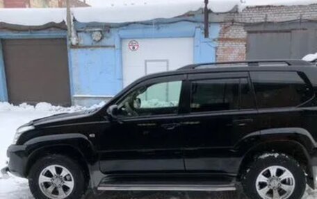 Toyota Land Cruiser Prado 120 рестайлинг, 2007 год, 2 450 000 рублей, 2 фотография