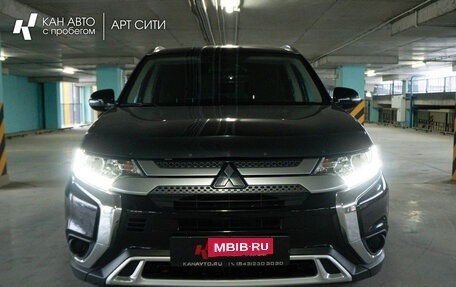 Mitsubishi Outlander III рестайлинг 3, 2019 год, 2 376 552 рублей, 3 фотография