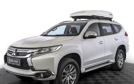 Mitsubishi Pajero Sport III рестайлинг, 2018 год, 2 999 000 рублей, 1 фотография