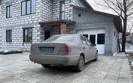 Mercedes-Benz C-Класс, 1995 год, 330 000 рублей, 4 фотография