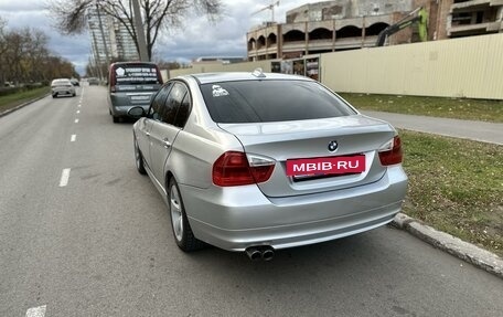 BMW 3 серия, 2006 год, 1 300 000 рублей, 4 фотография