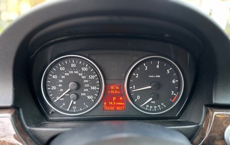 BMW 3 серия, 2006 год, 1 300 000 рублей, 23 фотография